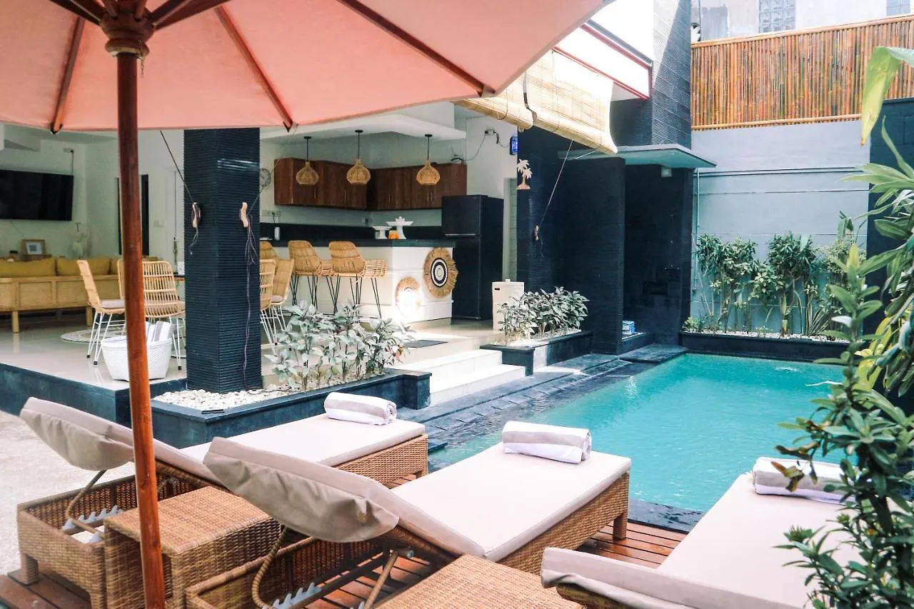 Villa Cantik Legian